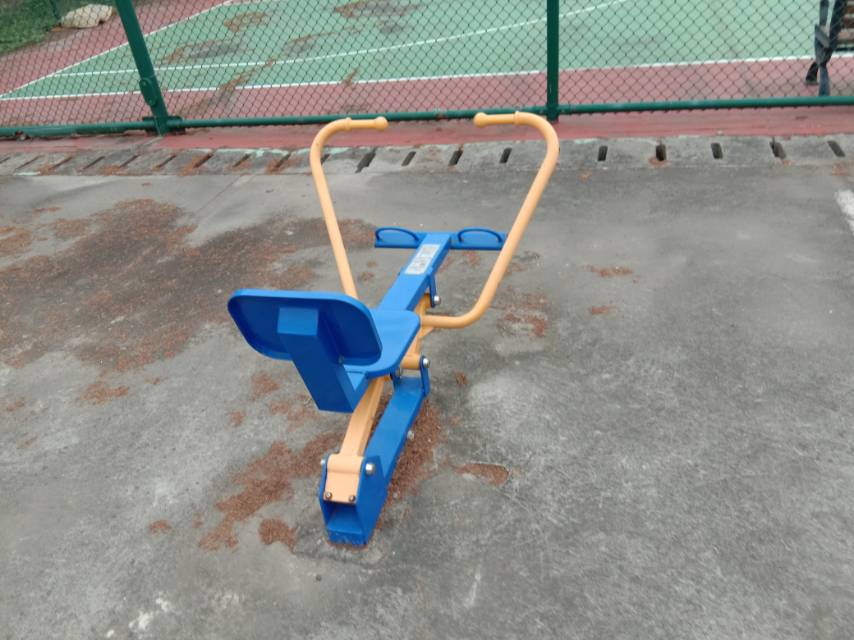 划船器