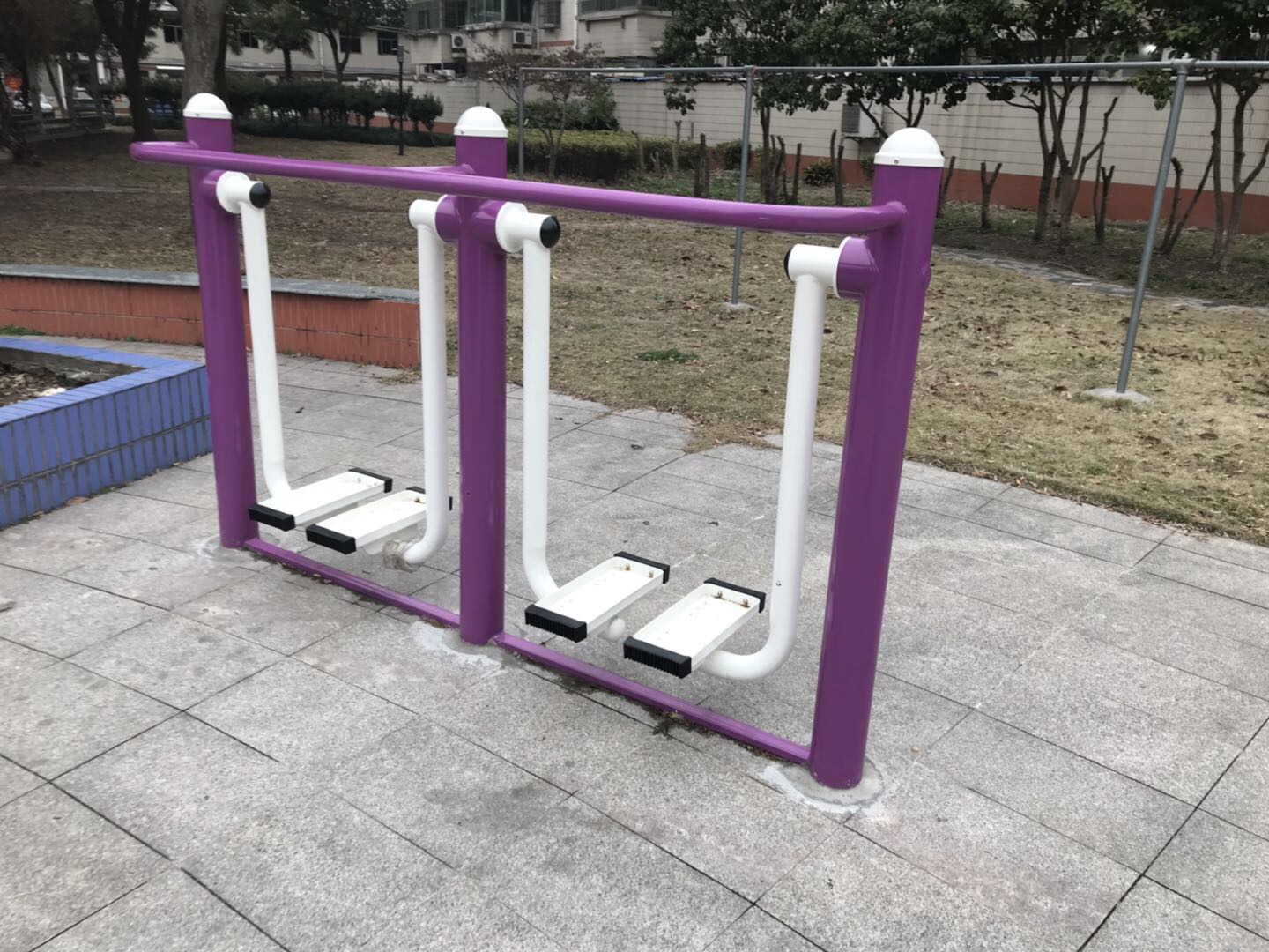 双位漫步机