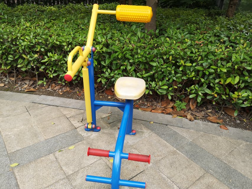 腹背锻炼器