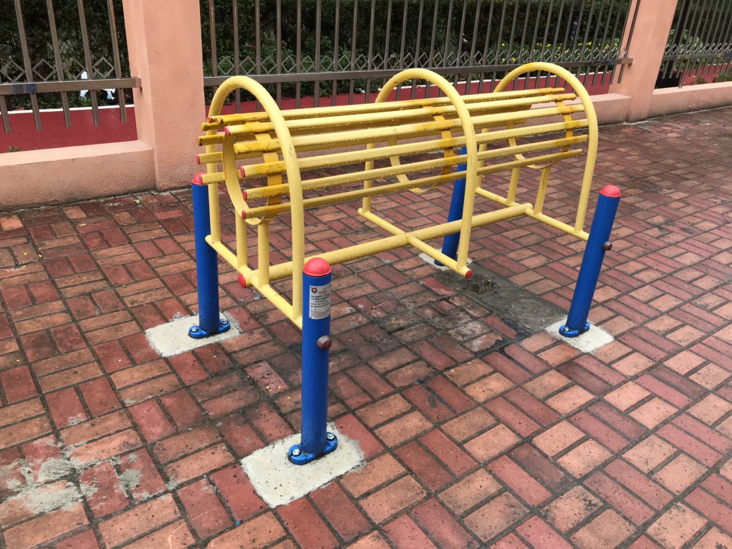 伸腰器