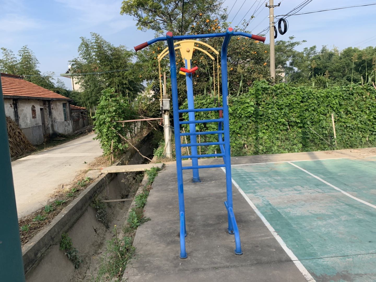 多功能训练器