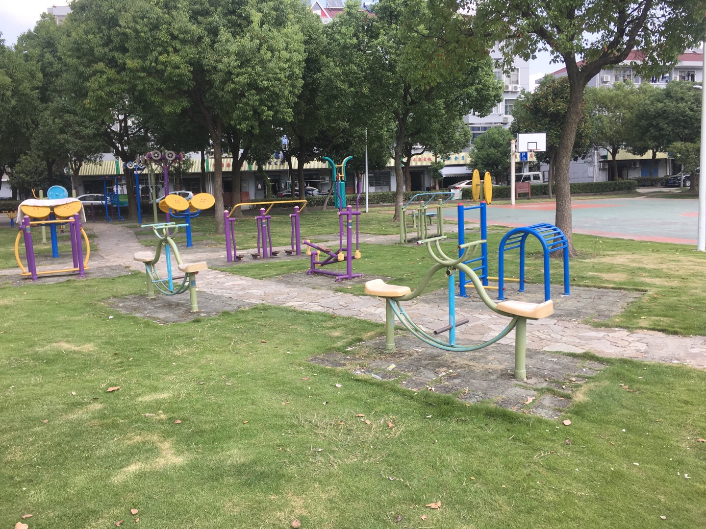 五厍社区健身苑