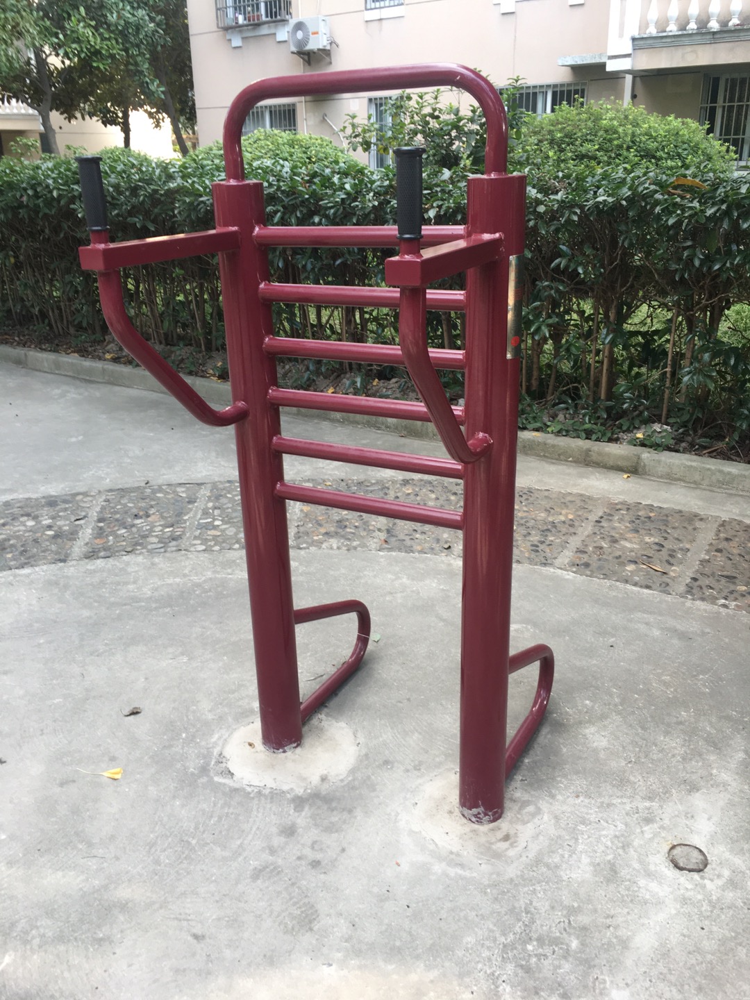 多功能训练器