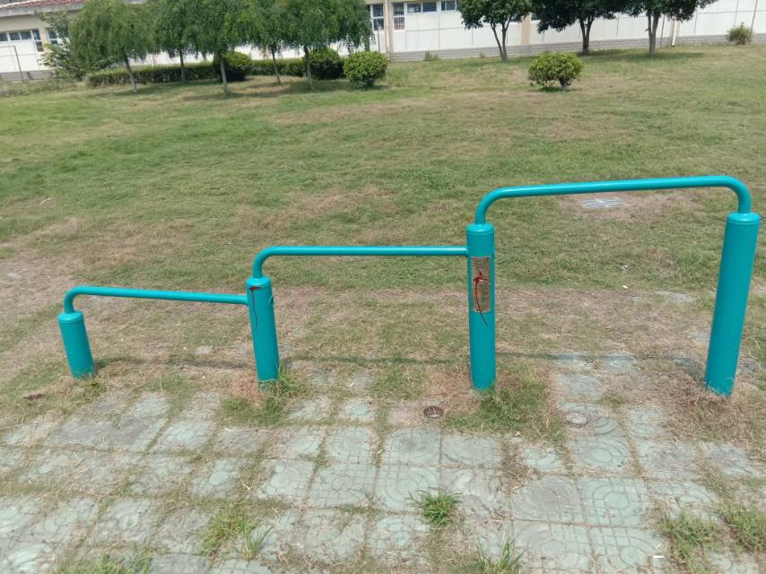 弹震压腿器