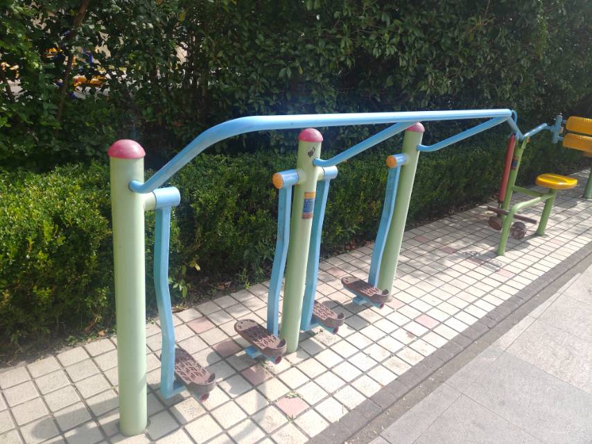 太空漫步器