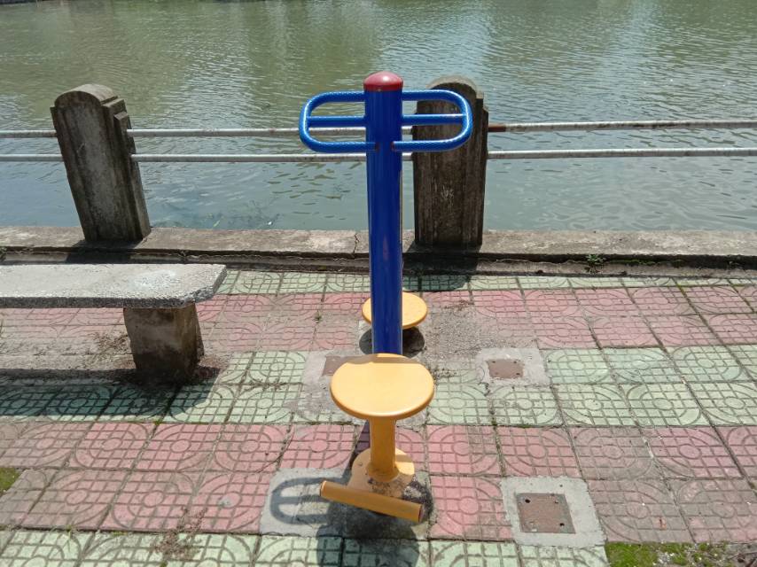 双位扭腰器