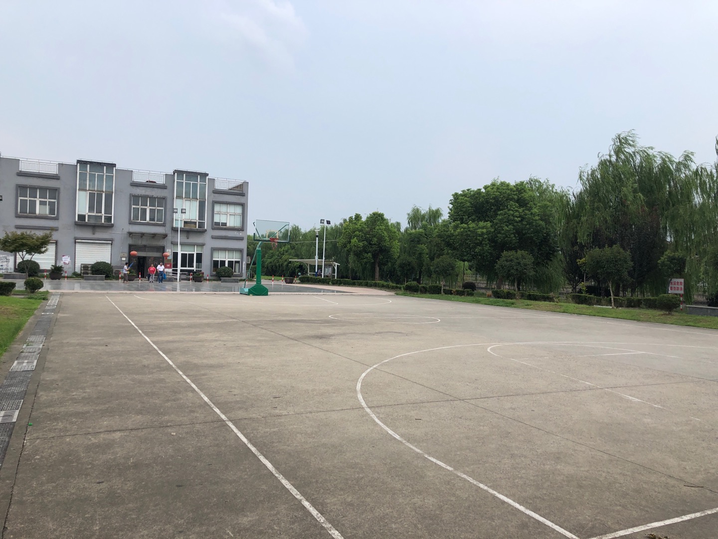 崧泽篮球场
