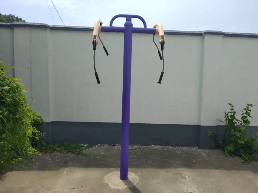 牵引器