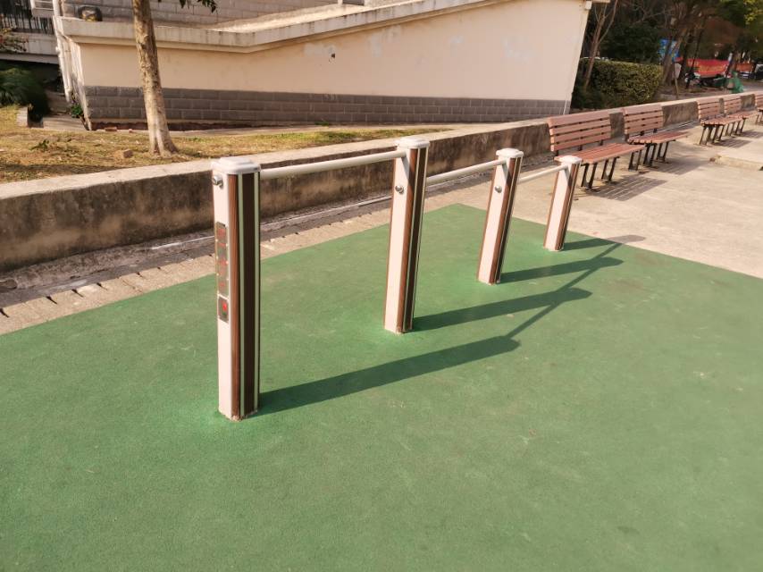 弹振压腿器