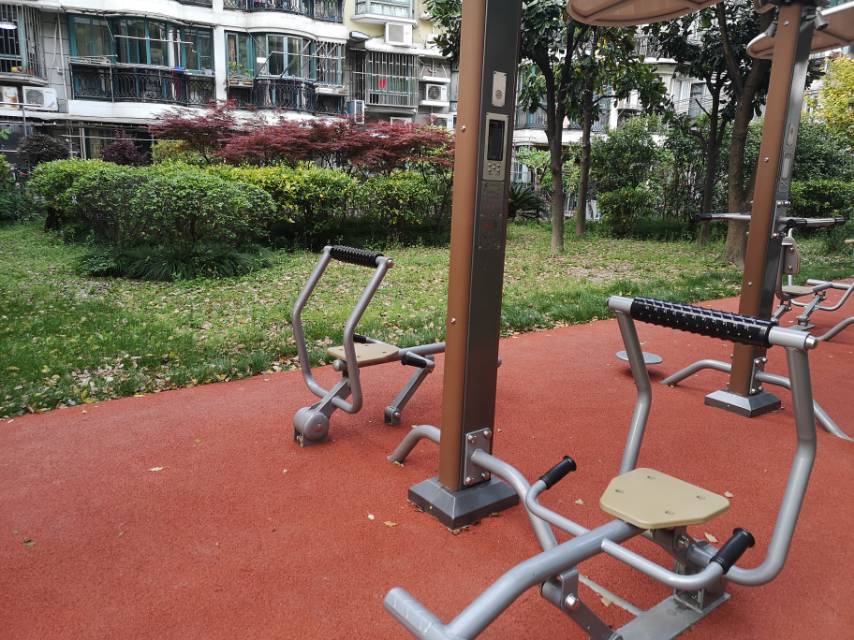二位智能背部训练器