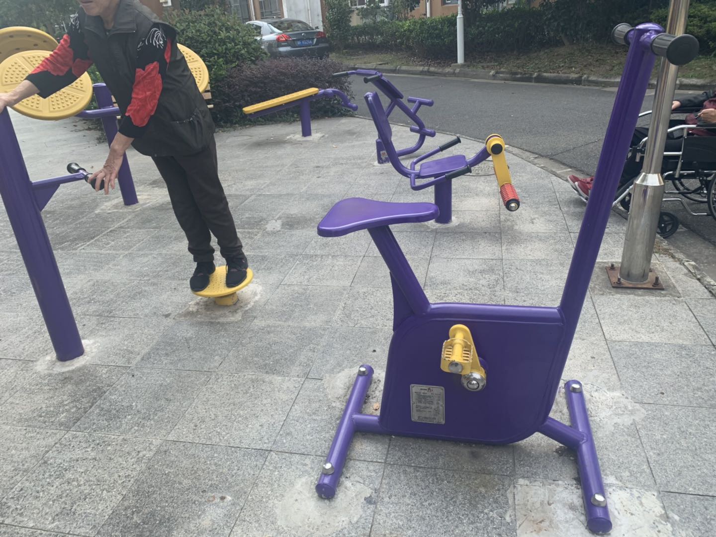 双位健身车