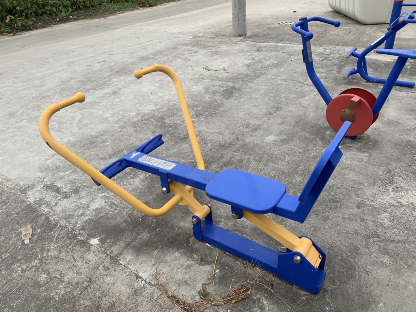 划船器