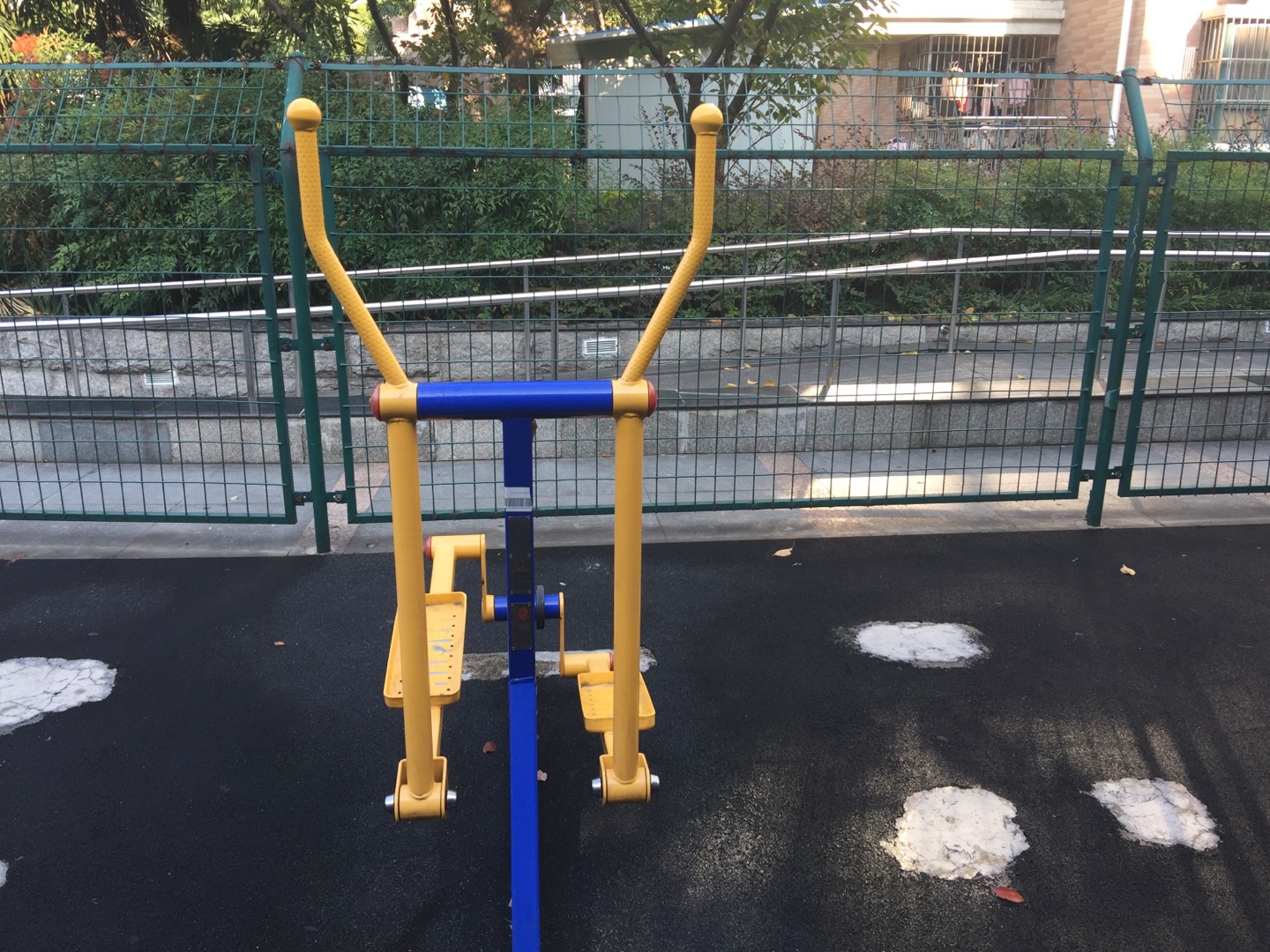室外椭圆机