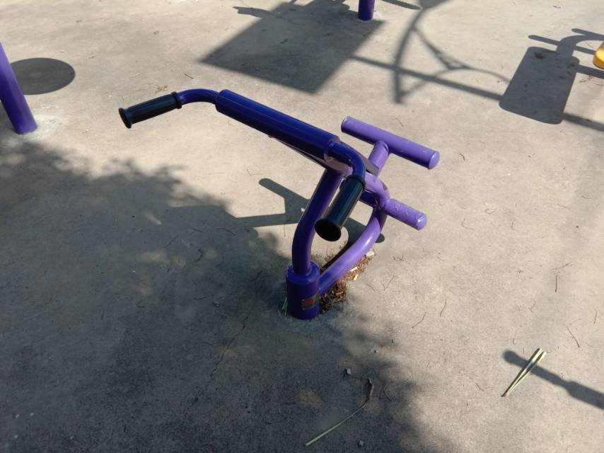 背肌训练器