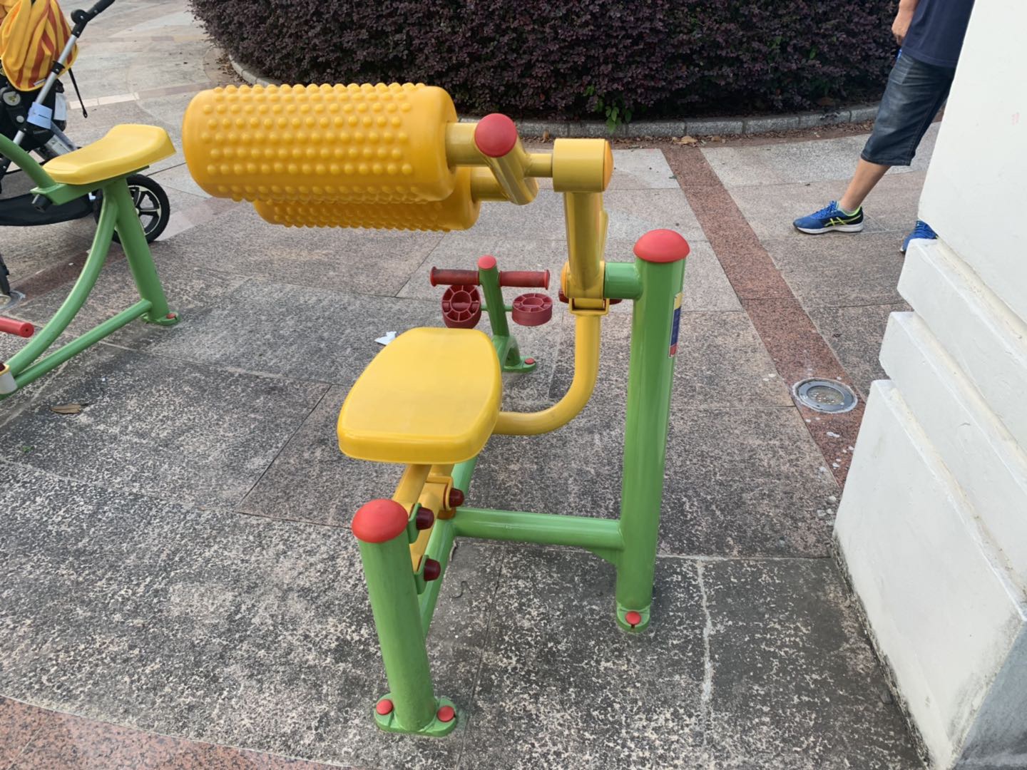 腹背锻炼器
