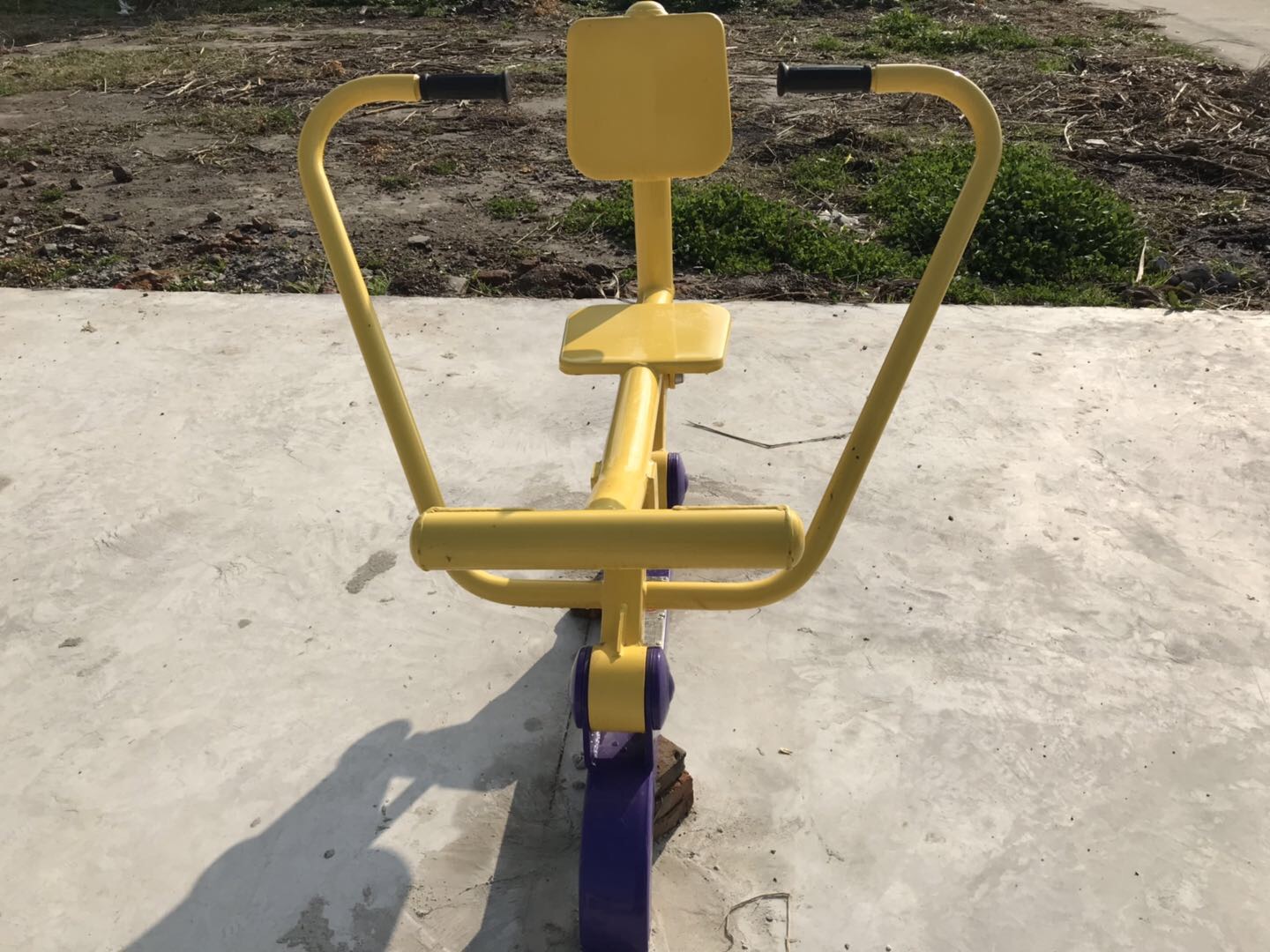 自重式平推训练器