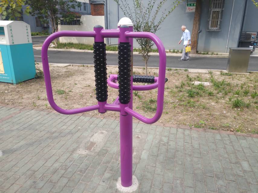 腰背按摩器