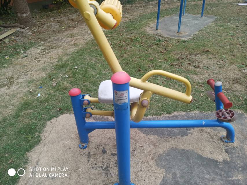自重腰腹锻炼器