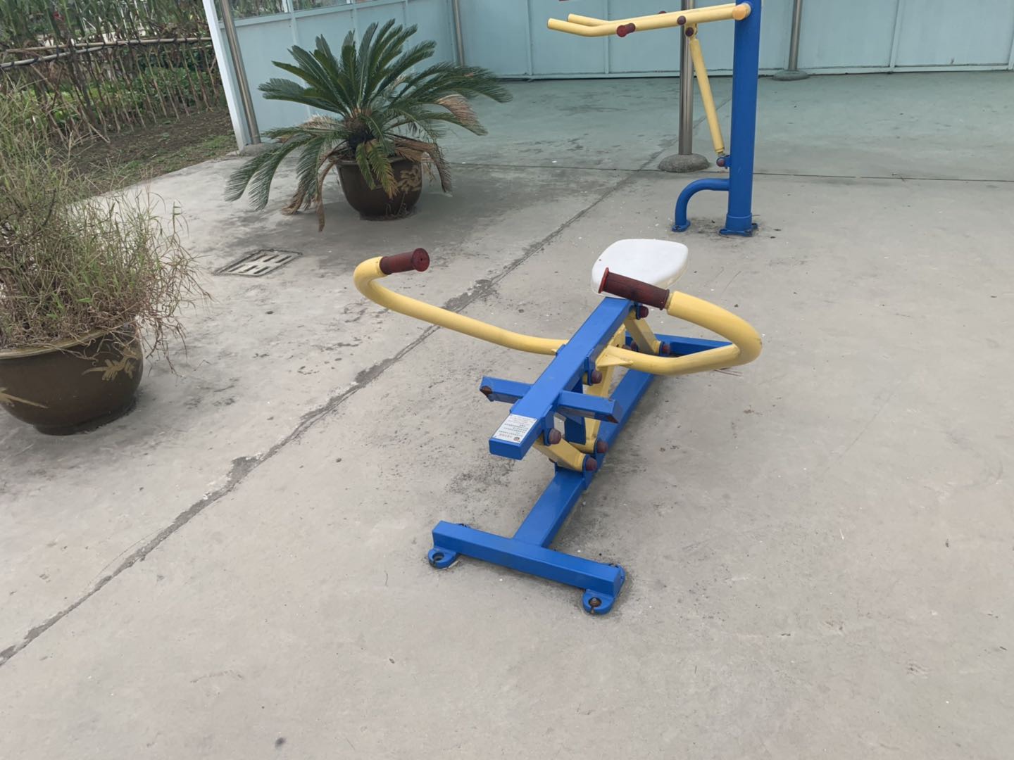 自重划船器