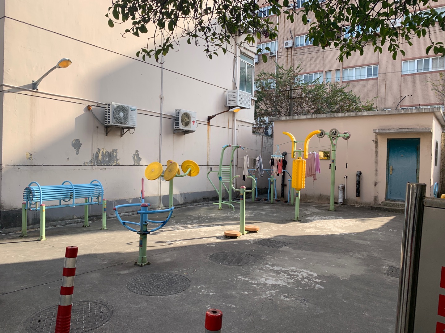 长三居委健身点E