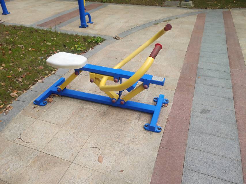 自重划船器
