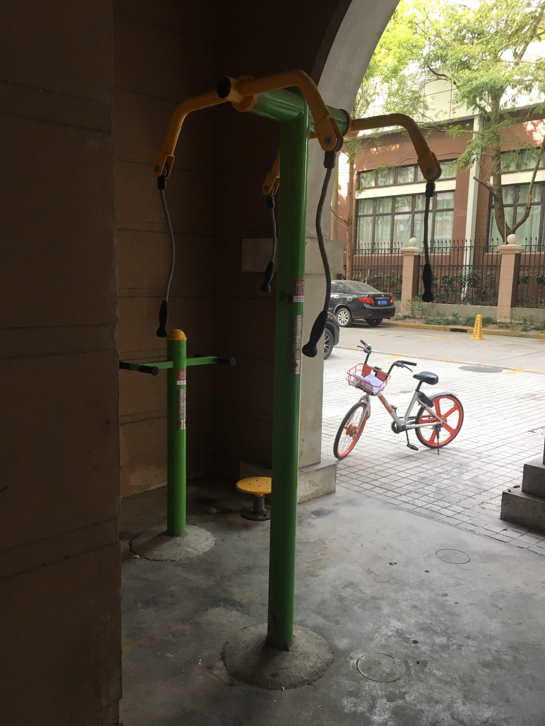 上肢牵引器