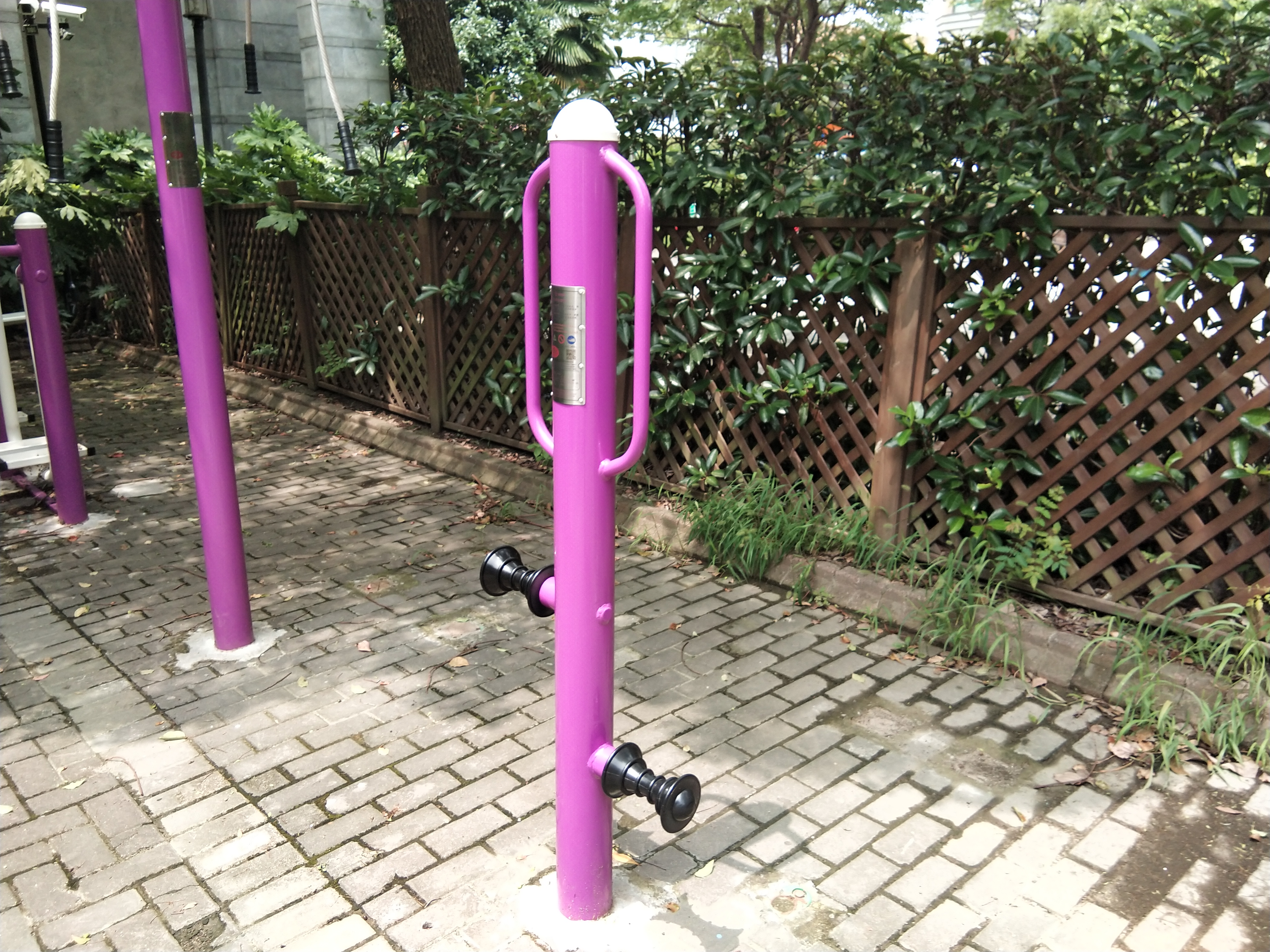 腿部按摩训练器