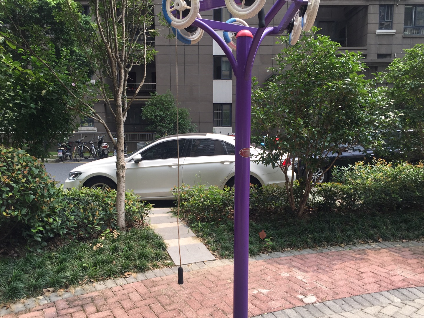 牵引器