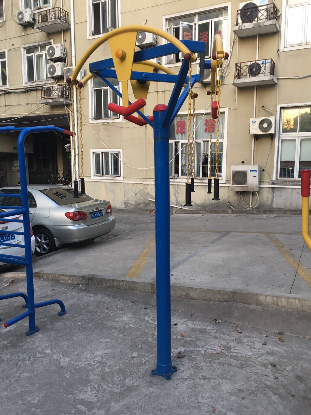 上肢牵引器