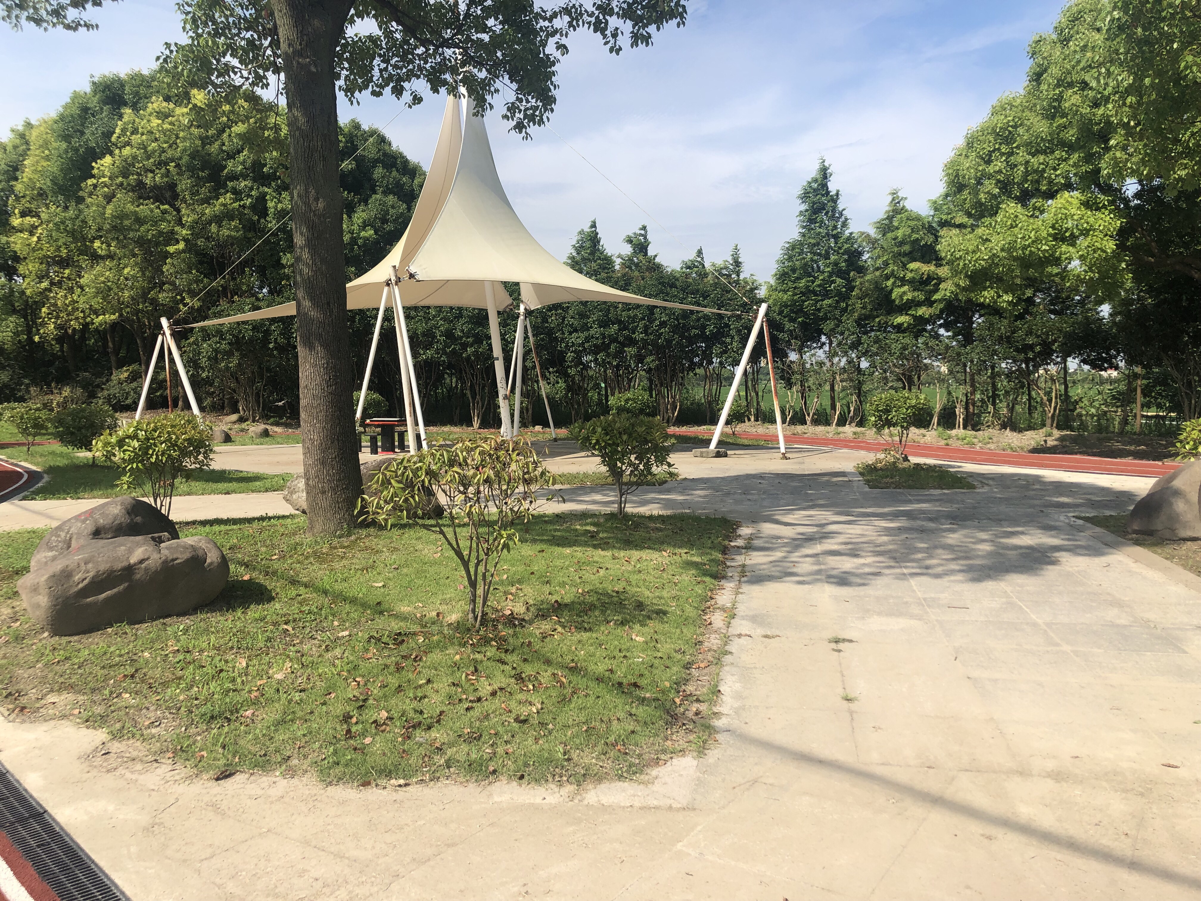 庄良路第三步道