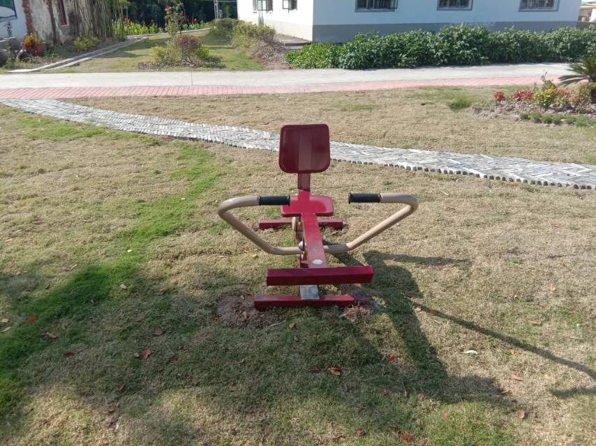 划船器