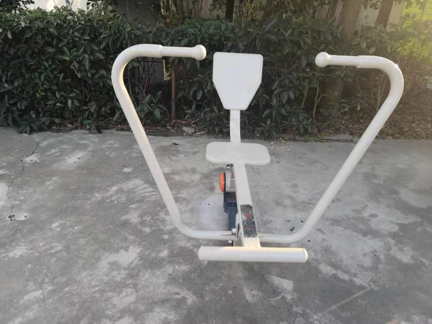 划船器