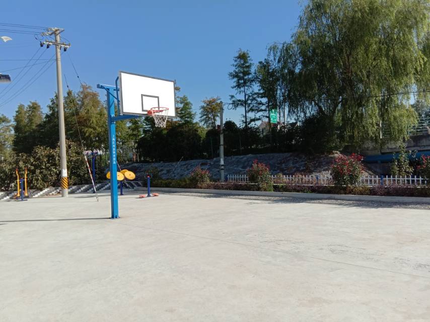 红星村9组球场