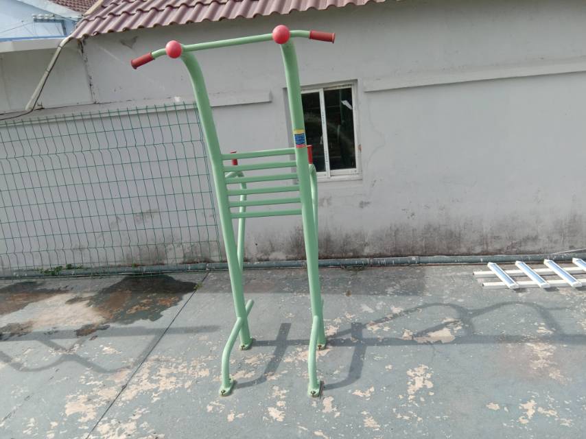 多功能锻炼器