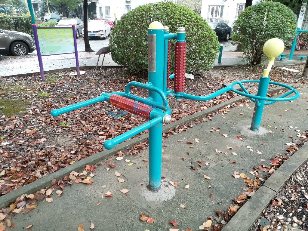 腰部按摩器