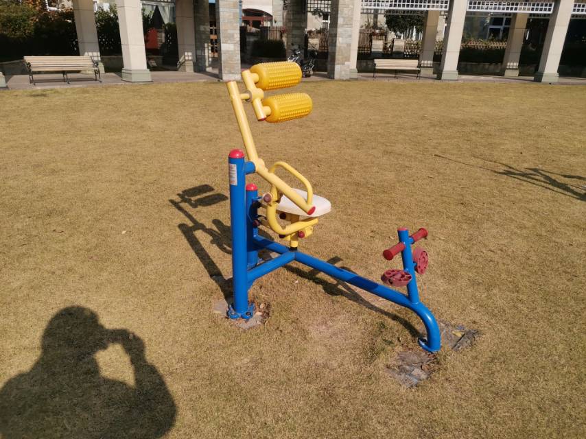 自重腰腹锻炼器