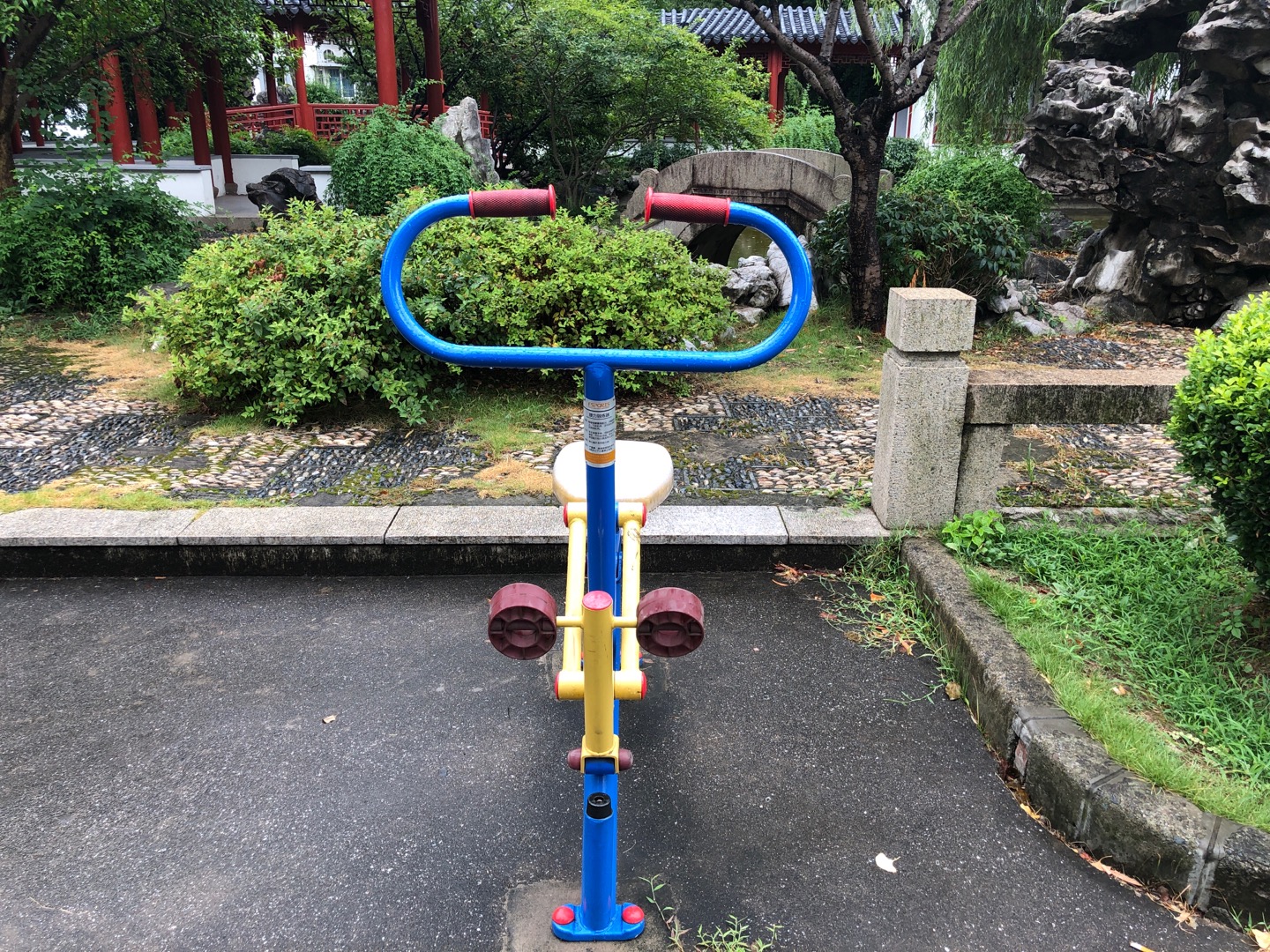 腰力锻炼器