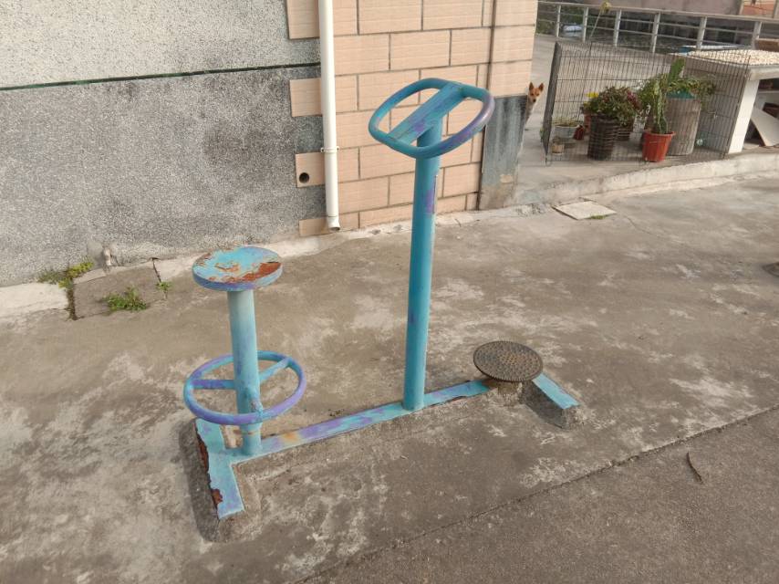 双位扭腰器