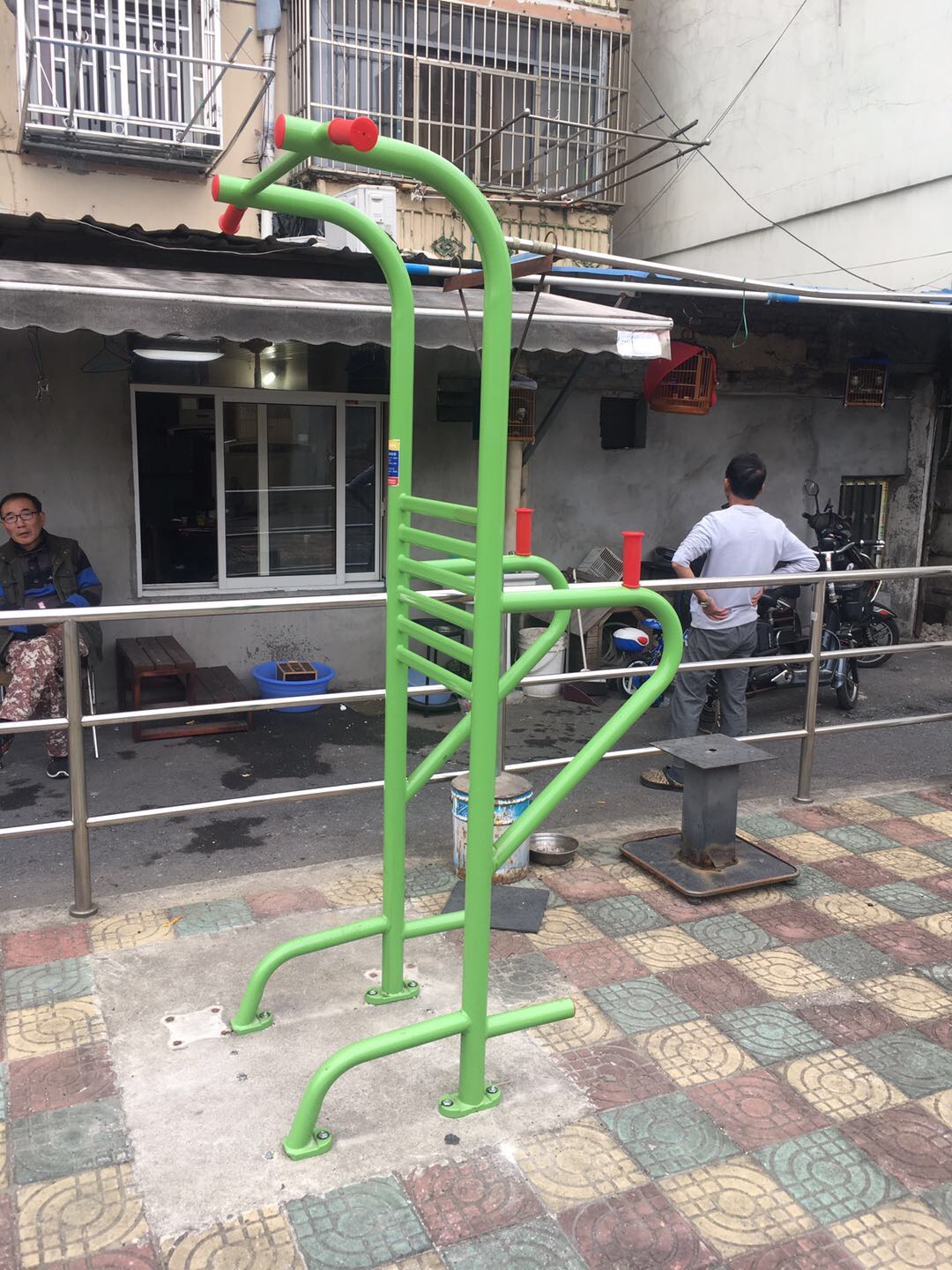 多功能锻炼器