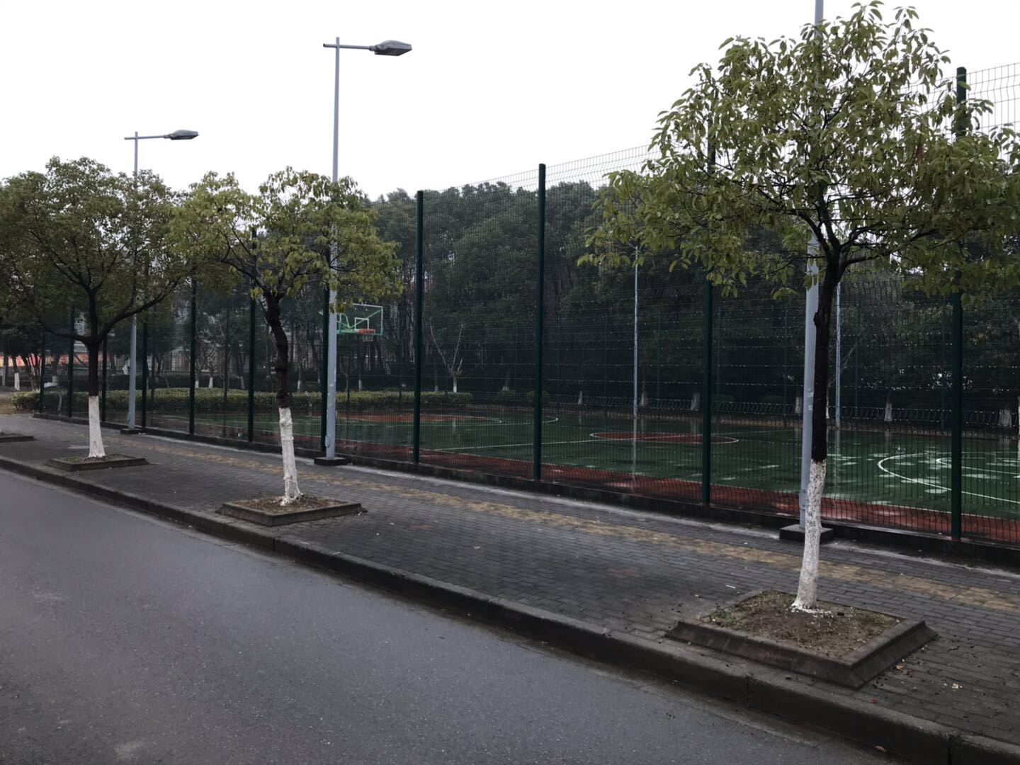 南团公路篮球场