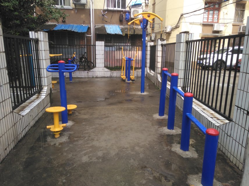 静安区芷江西路街道芷江西路123弄居委健身点（芷江西路165弄）