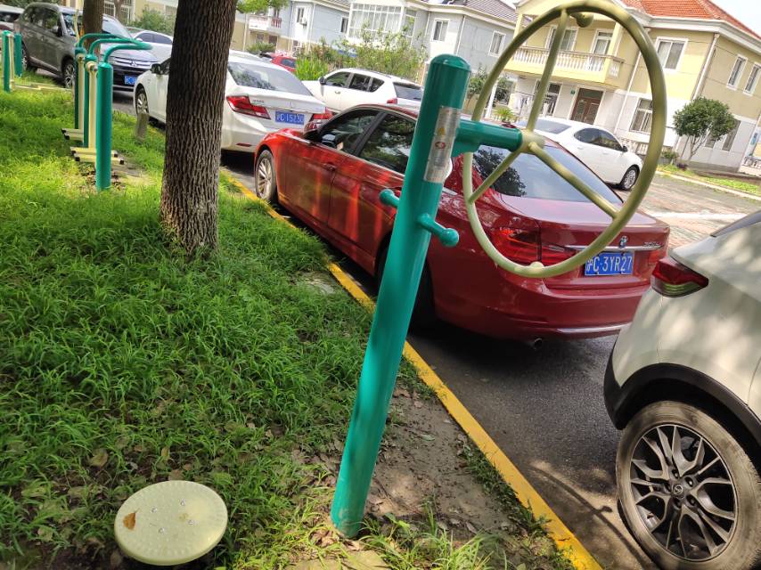 转轮扭腰器
