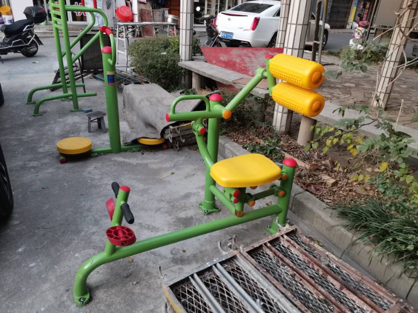 腹背锻炼器