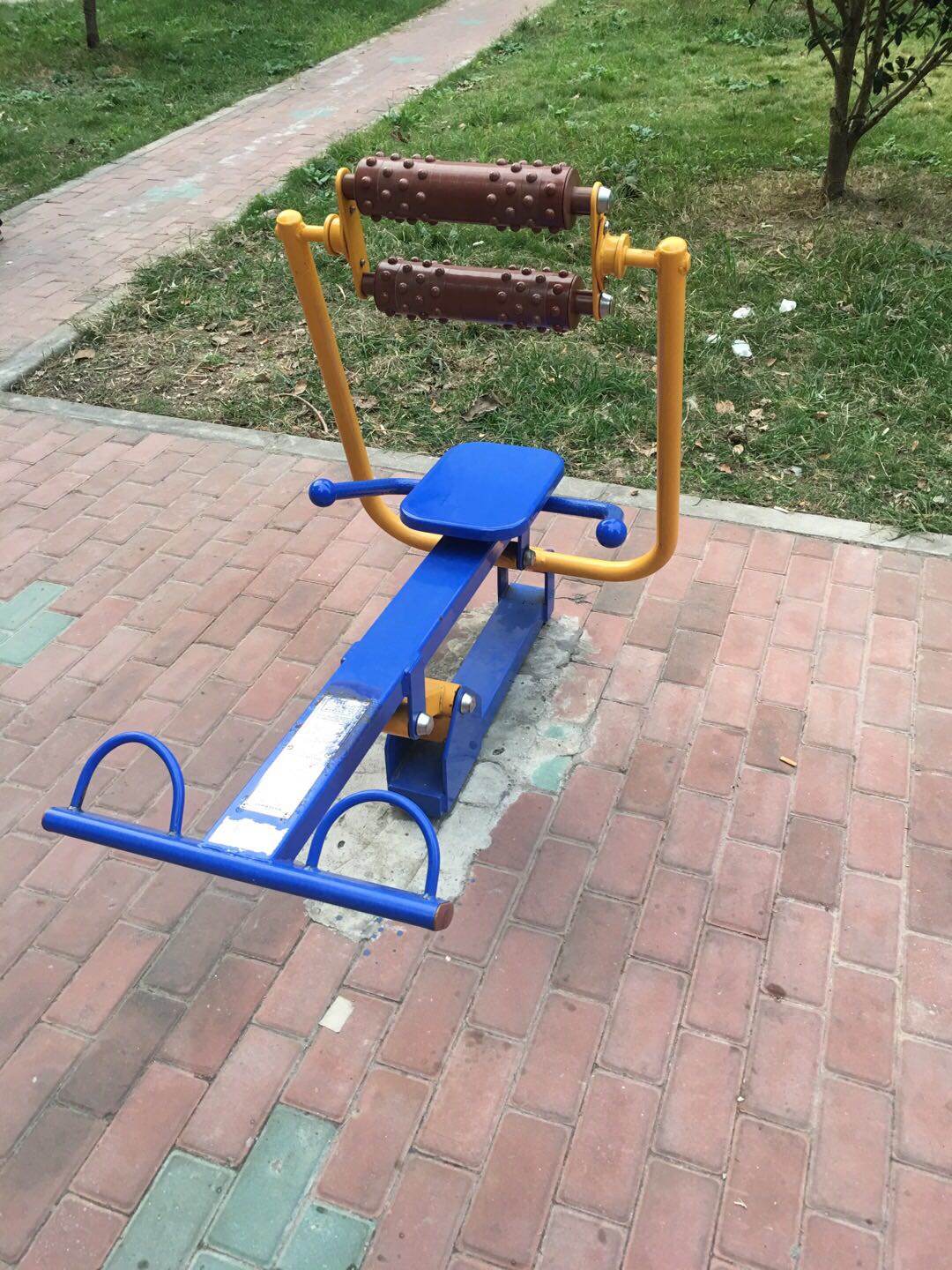 腹背屈伸训练器