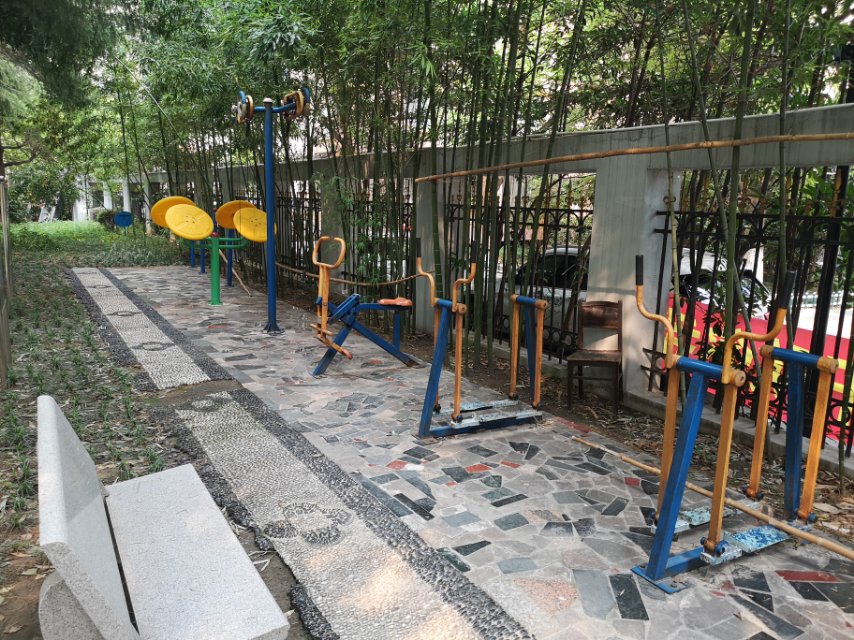 人和新村市民益智健身点