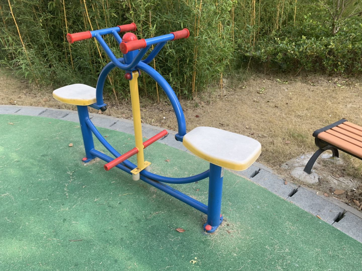 下肢康复器