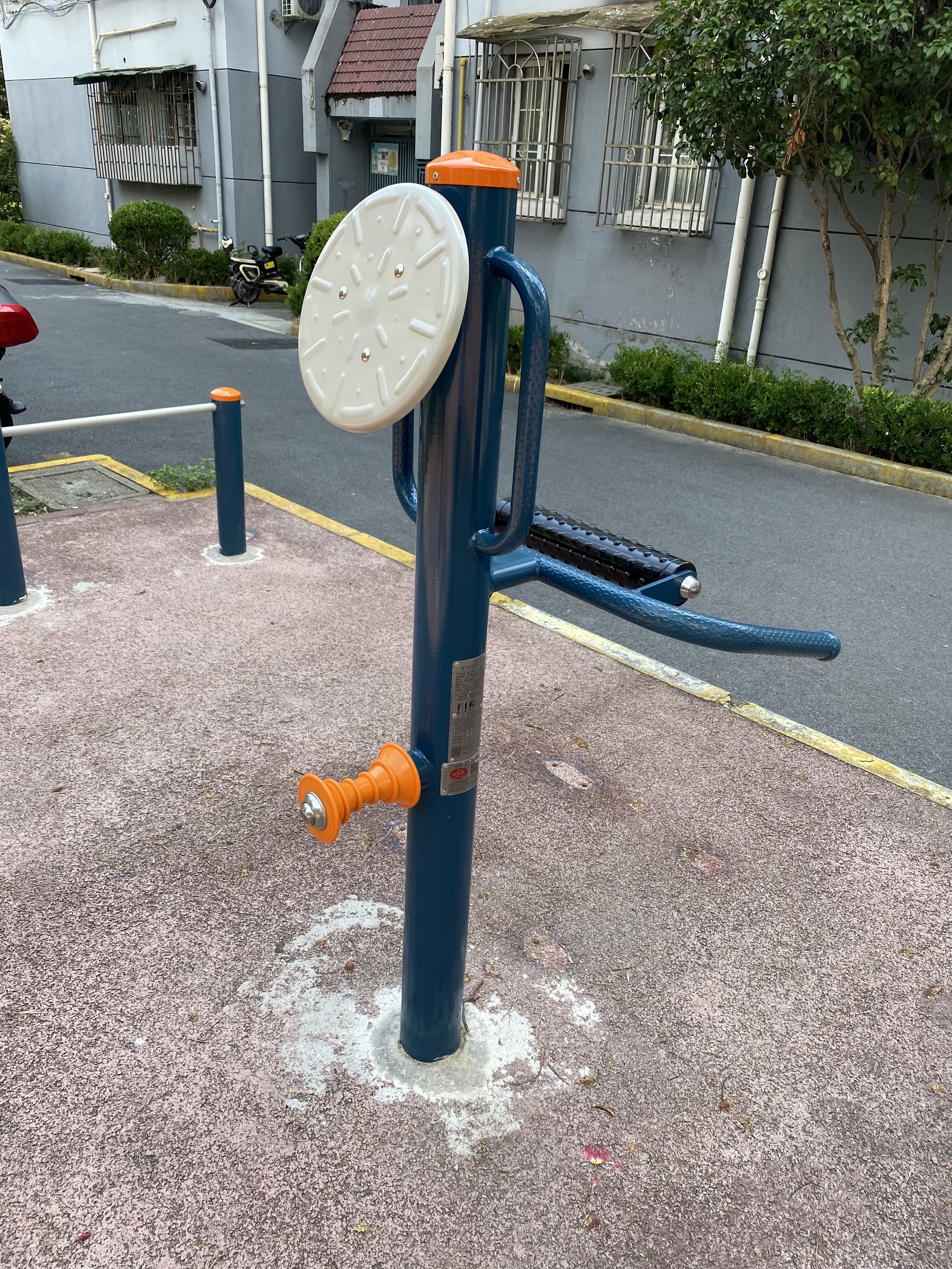 多功能训练器
