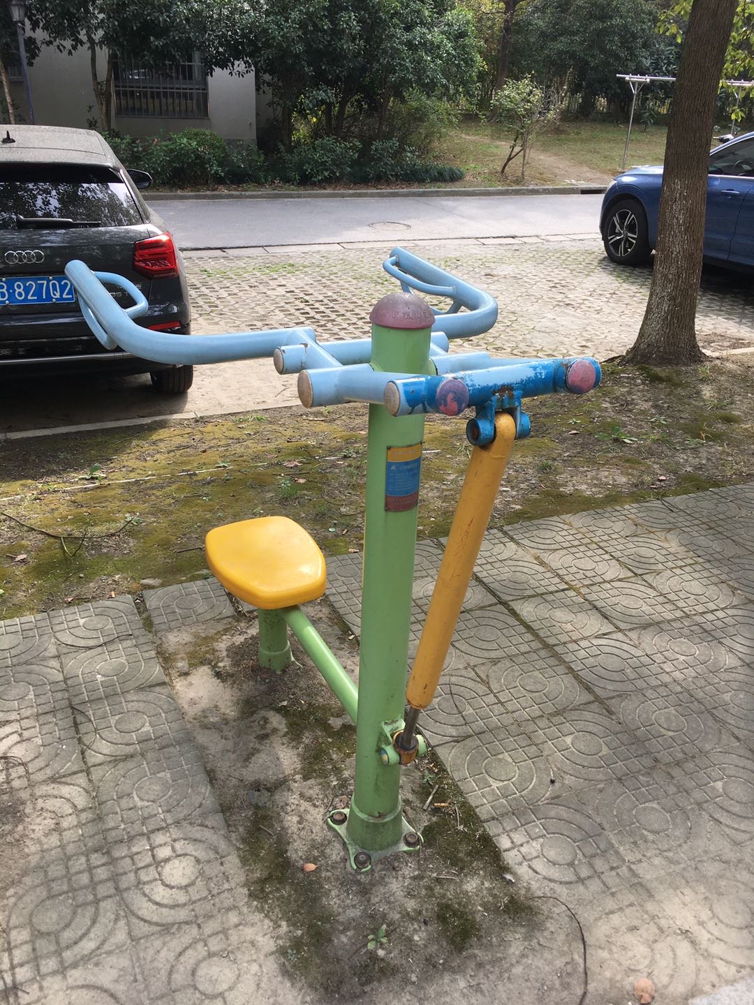 上肢锻炼器