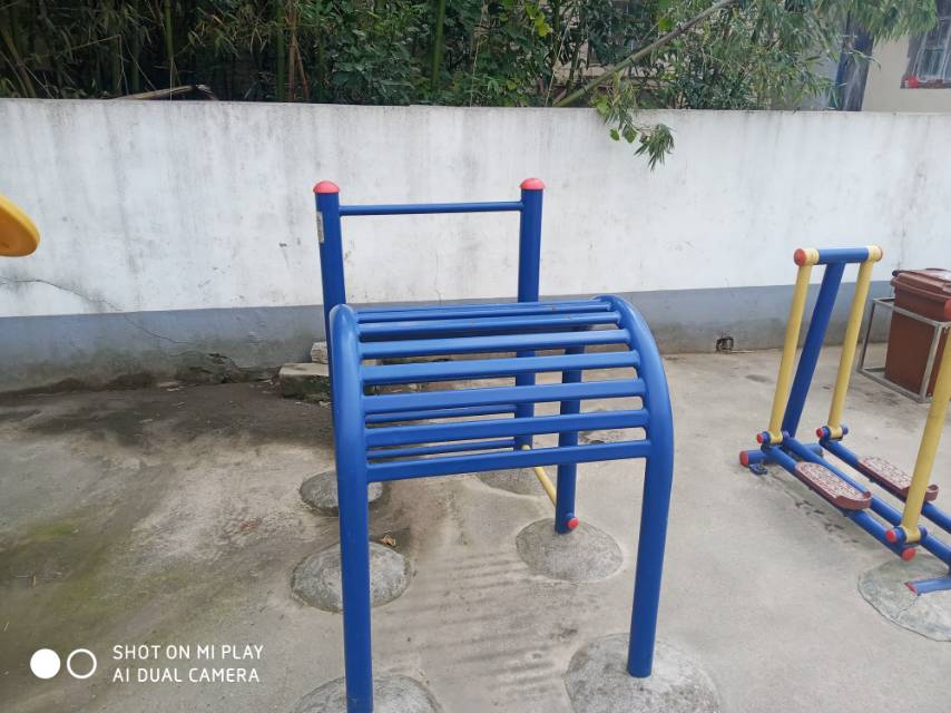 腹背锻炼器