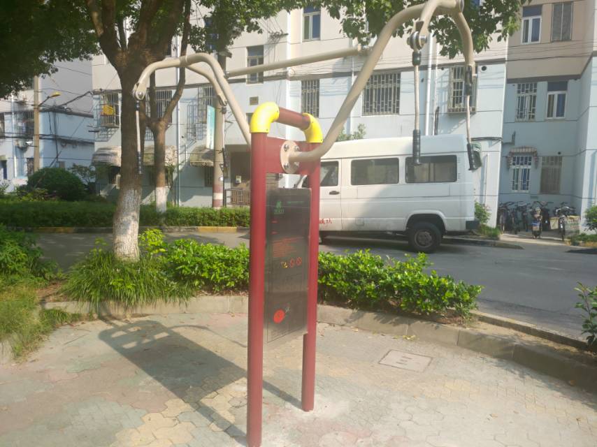 双立柱上肢牵引器